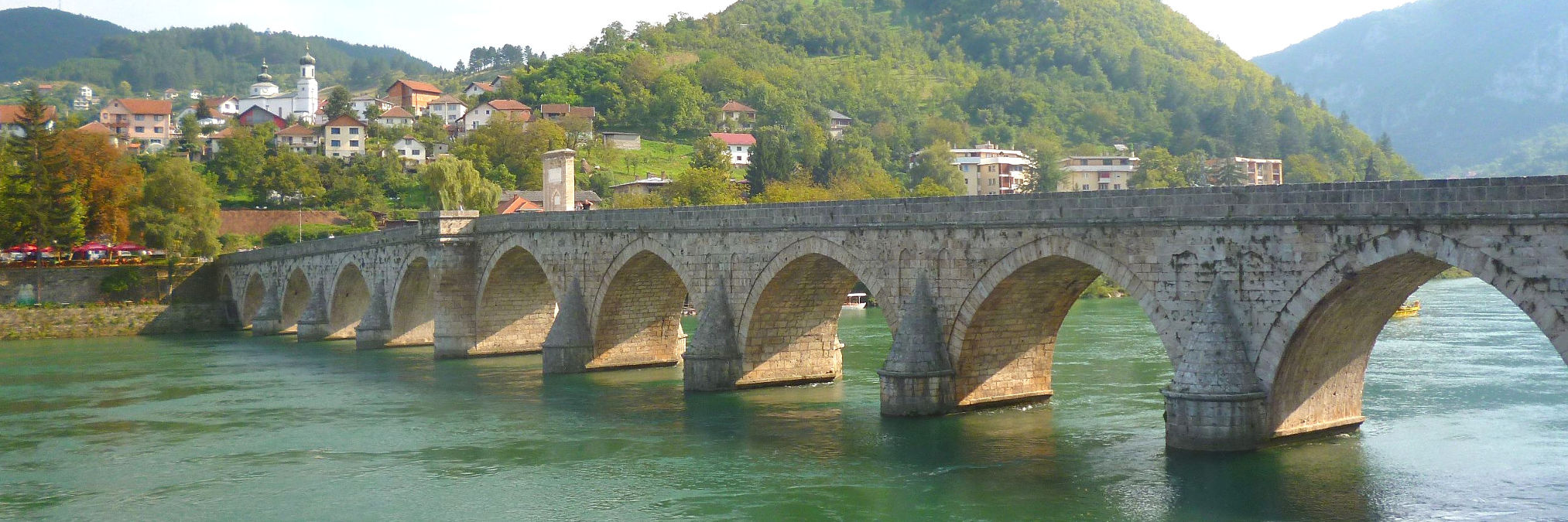 Мост Мехмеда-паши Соколовича. Фото: Елена Арсениевич, CC BY-SA 3.0